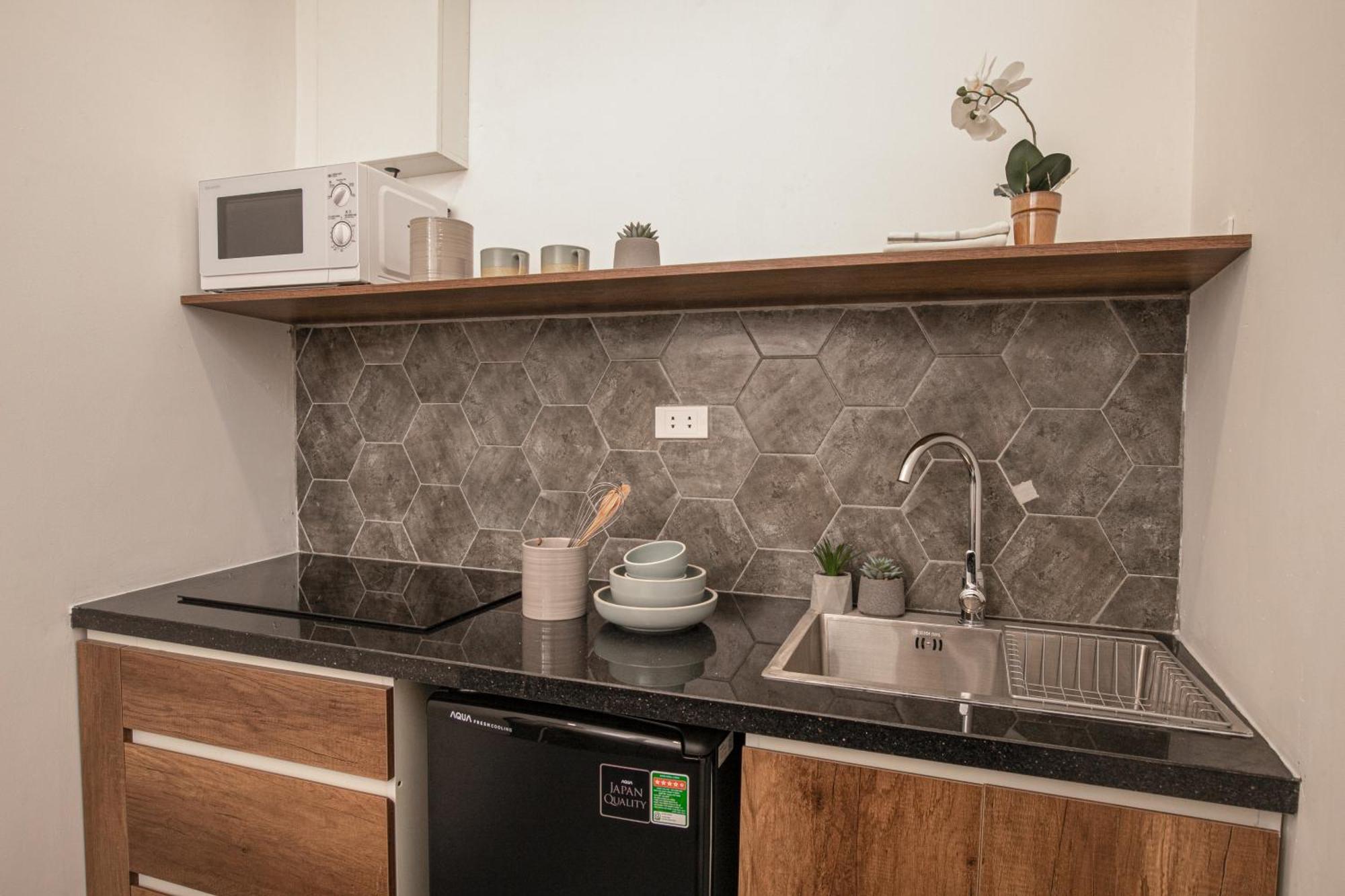 Bespoke Trendy Hotel Ханой Экстерьер фото