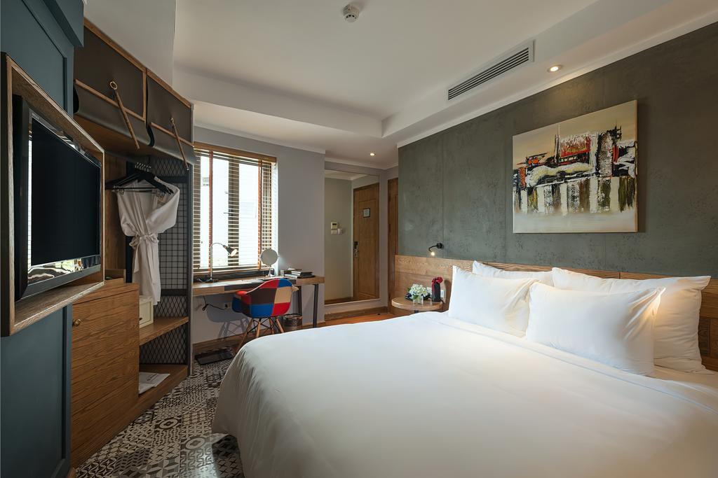 Bespoke Trendy Hotel Ханой Экстерьер фото
