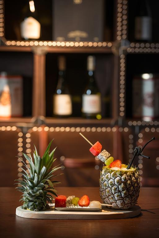 Bespoke Trendy Hotel Ханой Экстерьер фото