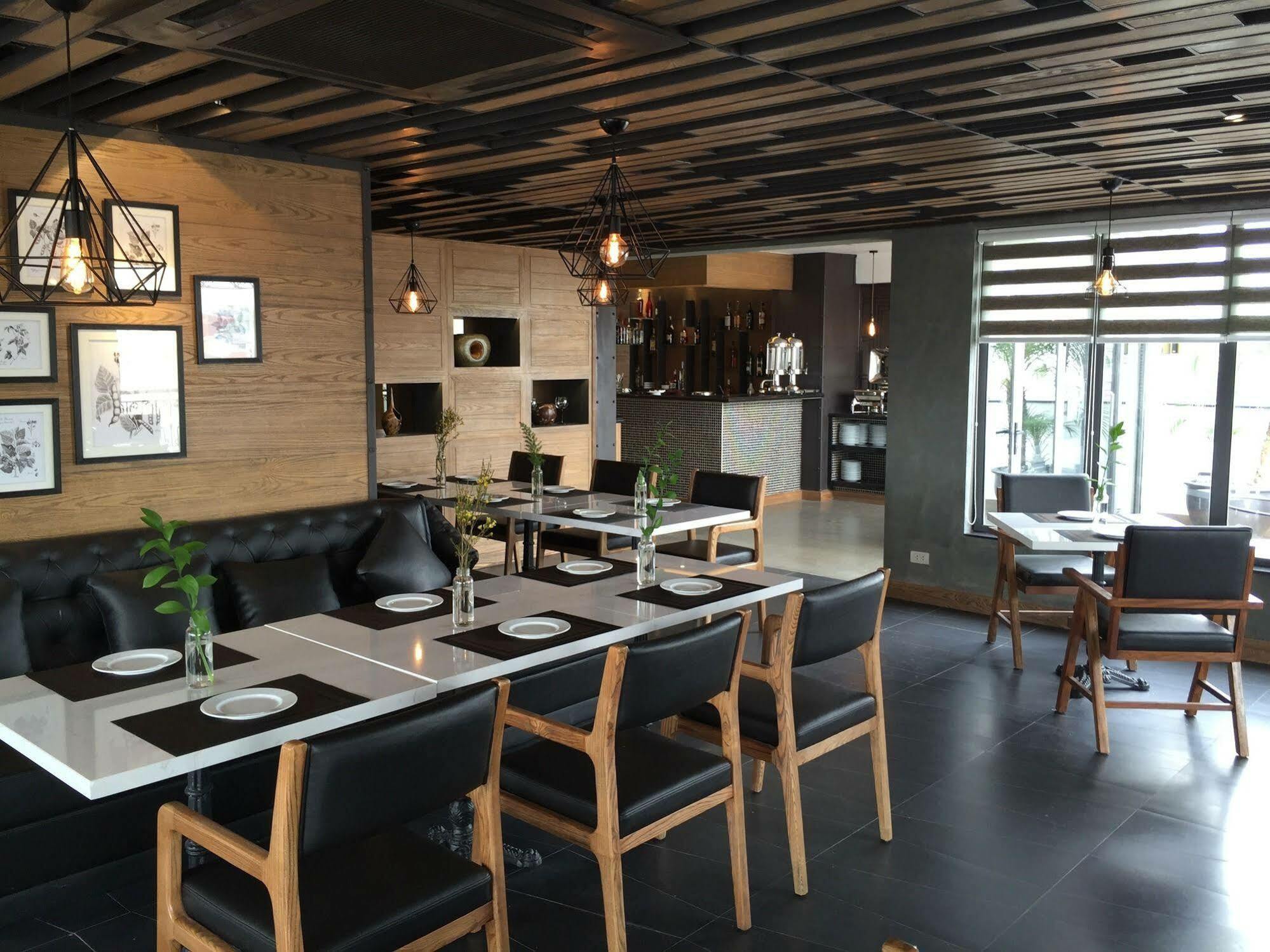 Bespoke Trendy Hotel Ханой Экстерьер фото